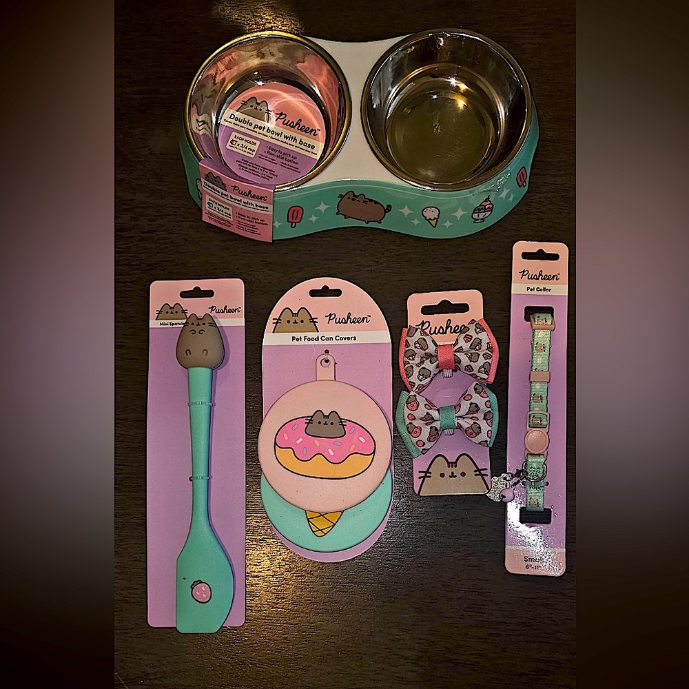 Pusheen Gift Set w/Collar, Collar Bows, Double Bowl, Can Covers, Spatcula